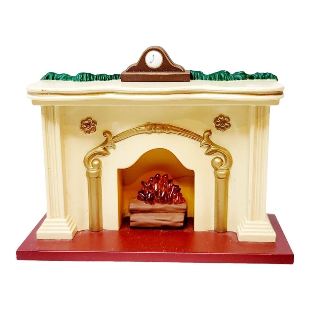 Hallmark Keepsake Ornament 1993 The Bearingers Flickering Light‎ Fireplace